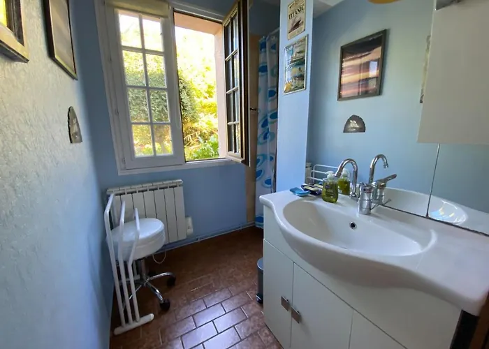 Hébergement de vacances L'abri-cotier Cherbourg-en-Cotentin